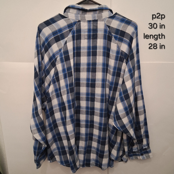+2🛍SO Oversize Women's Blue and White Plaid Button Down Shirt - Picture 2 of 7